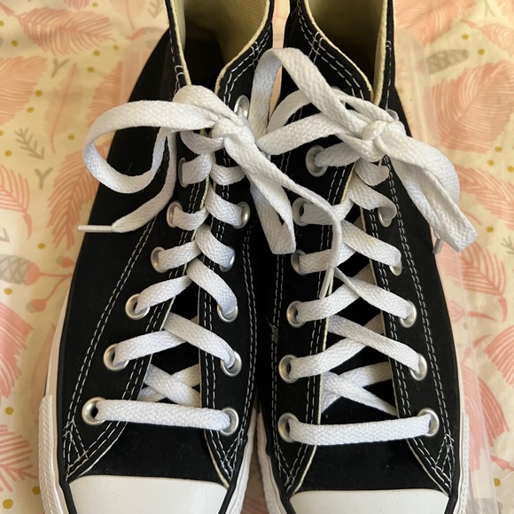 Converse All Stars Black size 7 - Picture 1 of 2